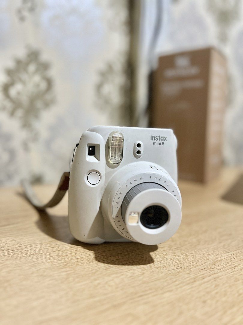 NEEDS REPAIR! Fujifilm Instax Mini 9 (Category: Cameras) located in Manila. Submitted by schoalley13738 (Listing ID 1442354716, Image 2). Description: about the item • preloved instax camera • NEEDS REPAIR • did not really know the defect — it was just stock for a long time ⭐️ original price is ₱4000 ⭐️ selling it for only ₱500 📍tondo manila 🚛 shipping — thru J&T or lalamove! .