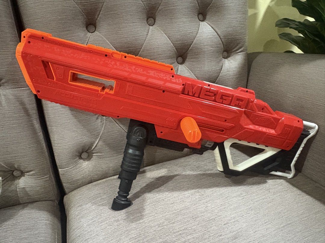 Nerf AccuStrike Mega ThunderHawk Blaster (Category: Action & Battle Toys) located in Manila. Submitted by dig76 (Listing ID 1442376768, Image 2). Description: - Nerf AccuStrike Mega ThunderHawk blaster - Includes bipod - Fires Mega darts - Perfect for outdoor fun - Shows minor scuffs from normal use - Still shoots powerfully - Ready for new adventures.