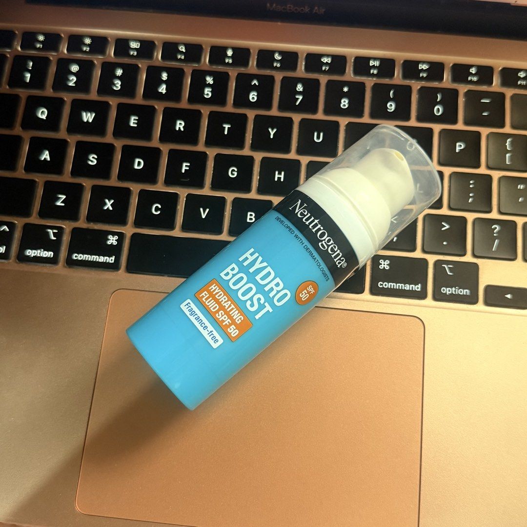 neutrogena hydraboost sunscreen spf (Category: Face Care) located in Bulacan. Submitted by grailzzz (Listing ID 1442431466, Image 1). Description: pumped a few times for content 80% content.