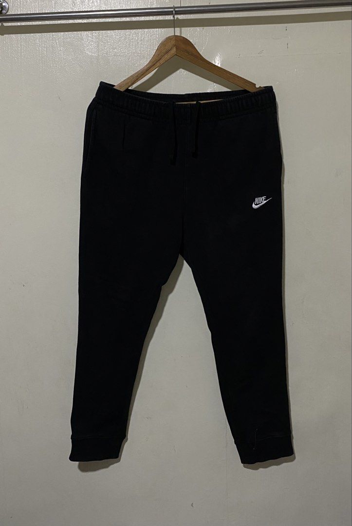 Nike Black Jogger Sweatpants Size XL (Category: Joggers) located in Manila. Submitted by donskehh (Listing ID 1442402079, Image 2). Description: - Black Nike sweatpants - Jogger style with cuffed ankles - Elastic waistband with drawstring - Small white Nike logo on left thigh - Made in China - Size XL - 34 waisline up to 36 .