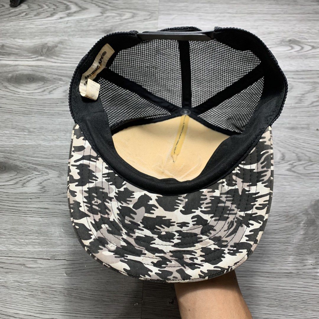 OG BAPE CAMO CAP (Category: Caps & Hats) located in Manila. Submitted by 02m_finds (Listing ID 1442506850, Image 2). Description: OG BAPE CAMO CAP GOOD CONDITION NO ISSUE SMALL ON TAG AUTHENTIC .