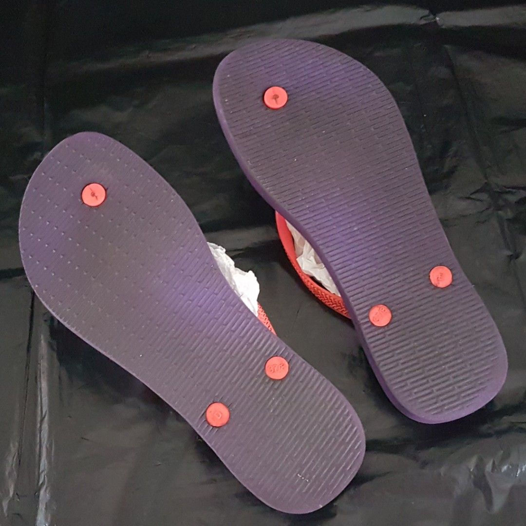 Original Havaianas Slim Poá Flip-Flops, Cool Sandals, US 7/8, EU 39/40, Cosmopolitan, Purple with White Polkadot, Orange Strap Model, Sleek Designer Shoes, Sophistication, Streetwise, Pop Culture, Travel, Everyday Fashion, Beach, Pop Culture, Urban Style (Category: Flipflops and Slides) located in Singapore. Submitted by discountshop (Listing ID 1442433458, Image 3). Description: - Purple Havaianas flip-flops - White polka dot pattern - Orange st