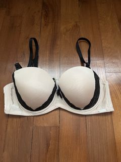 (Category: ) located in . Submitted by karen9879 (Listing ID 1442379005, Image 1). Description: .