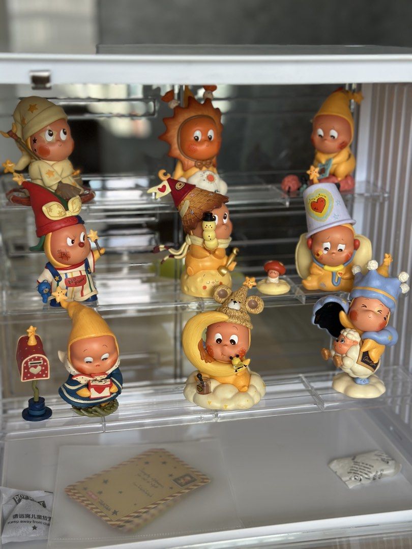 Popmart - We are Twinkle twinkle complete set (9 Figures), Toys