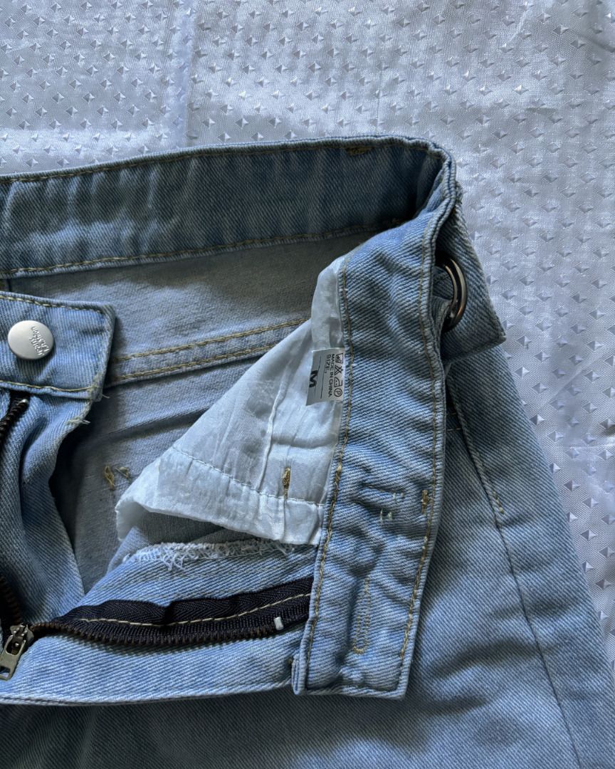 pre loved - light blue straight cut pants (Category: Jeans) located in Binangonan. Submitted by rheibns (Listing ID 1442399087, Image 3). Description: please read before buying! item: light blue pants description: straight cut, mid waist size: m on tag, can fit 27-29 brand: unbranded condition: good, never used location: binangonan rizal mode of payment: gcash only (payment first), PAYO (pay as you order) mode of delivery: direct j&t or lalamove 