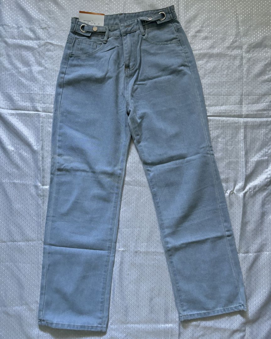 pre loved - light blue straight cut pants (Category: Jeans) located in Binangonan. Submitted by rheibns (Listing ID 1442399087, Image 1). Description: please read before buying! item: light blue pants description: straight cut, mid waist size: m on tag, can fit 27-29 brand: unbranded condition: good, never used location: binangonan rizal mode of payment: gcash only (payment first), PAYO (pay as you order) mode of delivery: direct j&t or lalamove 