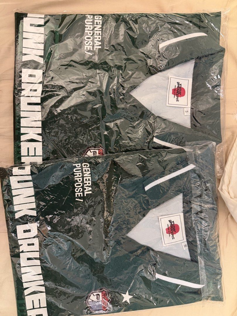 Punk Drunkers * General Purpose Olive Size S M 足球衣 （分類：T-shirt、恤衫、有領衫）位於 Hong Kong。 由 rexwang819 提交（商品編號 1442454957，圖片 1）。簡介： size s m。