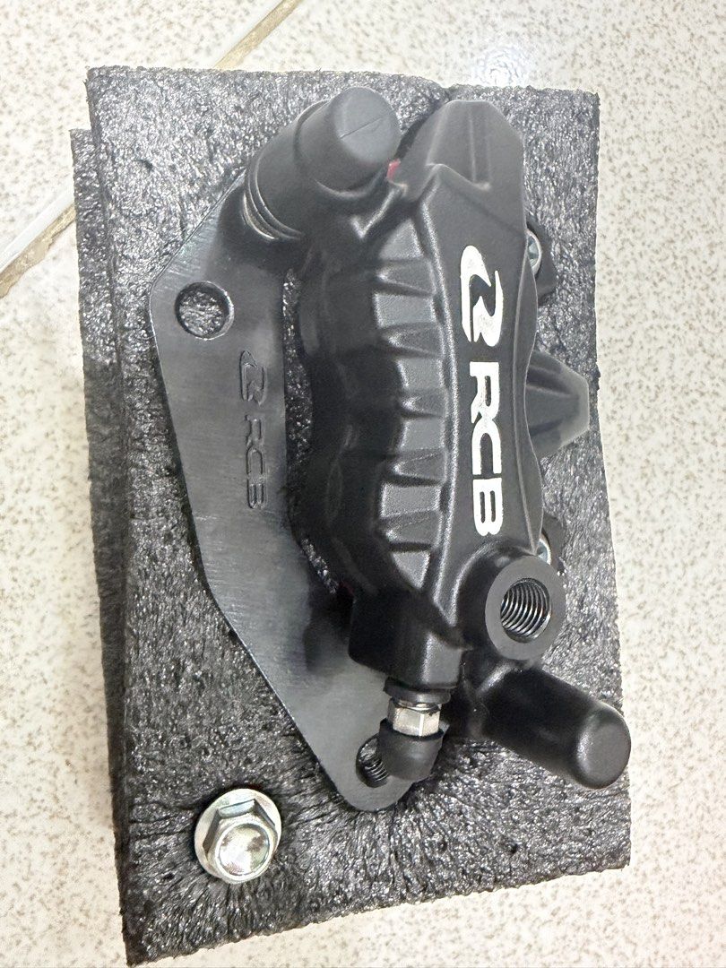 RCB Brake Caliper for NMAX (Category: Steering, Brakes, Control Parts and Accessories) located in Pasig City. Submitted by mintygreen.sage (Listing ID 1442455110, Image 3). Description: RCB Brake Caliper S-26 SE RIES LC135/EGO/MIO BK Applicable for NMAX RFS: Hindi nag tugma sa MIO SOUL i 125 Brand new pa. Bilhin nio kesa naka stock nalang dito. Purchase Date: April 12, 2026.
