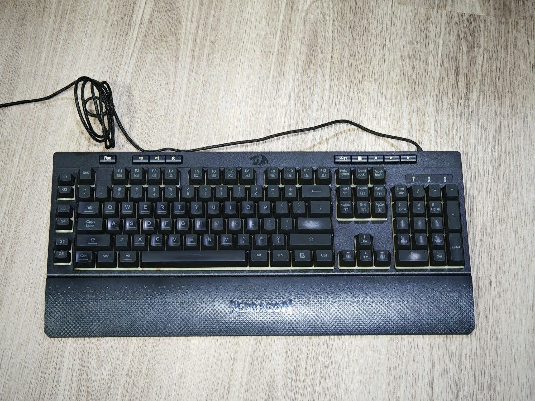 Redragon K552 RGB Mechanical Gaming Keyboard475752936601047042
