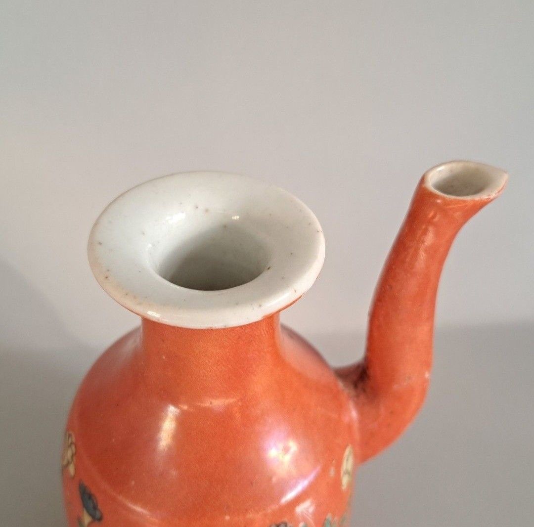 Ref:01)清代珊瑚紅壺。最高約10.8公分, 玩具收藏品, 紀念品及古董