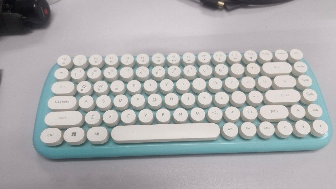 Retro Round Keycap Wireless Keyboard - Blue475771119076659200
