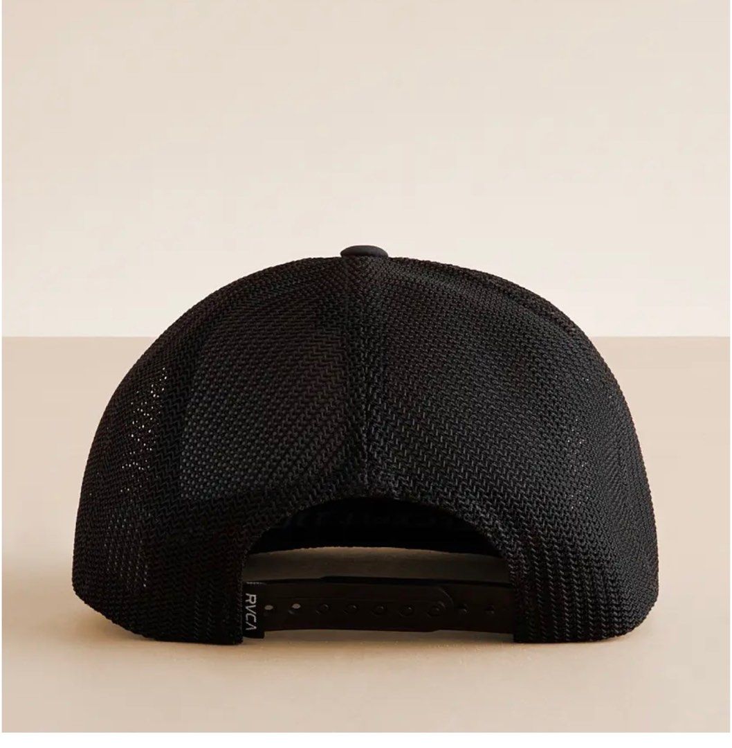 RVCA Tucker Cap (Category: Caps & Hats) located in Quezon City. Submitted by magmon (Listing ID 1442425434, Image 3). Description: RVCA Tucker Cap 9.5/10 condition Almost new Rfs: naka lagay kng sa car.
