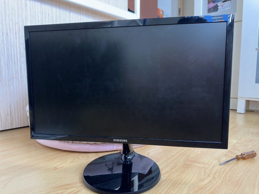Samsung Computer Monitor
