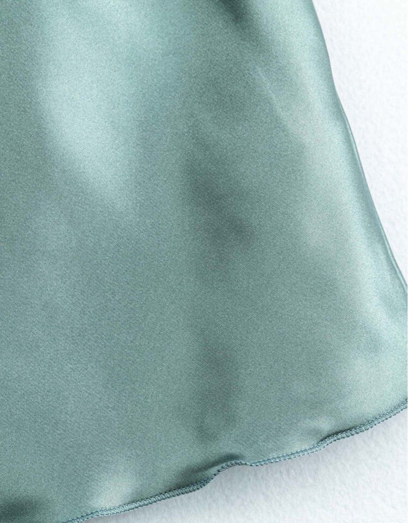 Satin Cami Pajama Set - Teal (Category: Undergarments & Loungewear) located in Tanauan. Submitted by leilaaa2000 (Listing ID 1442444001, Image 2). Description: - Silky smooth pajama set - Includes camisole top - Matching shorts included - Fabric has a lovely sheen - Comfortable for sleeping or lounging - Creates a relaxed vibe.