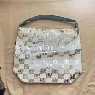 (Category: ) located in . Submitted by 515dlor_ (Listing ID 1442482141, Image 1). Description: .