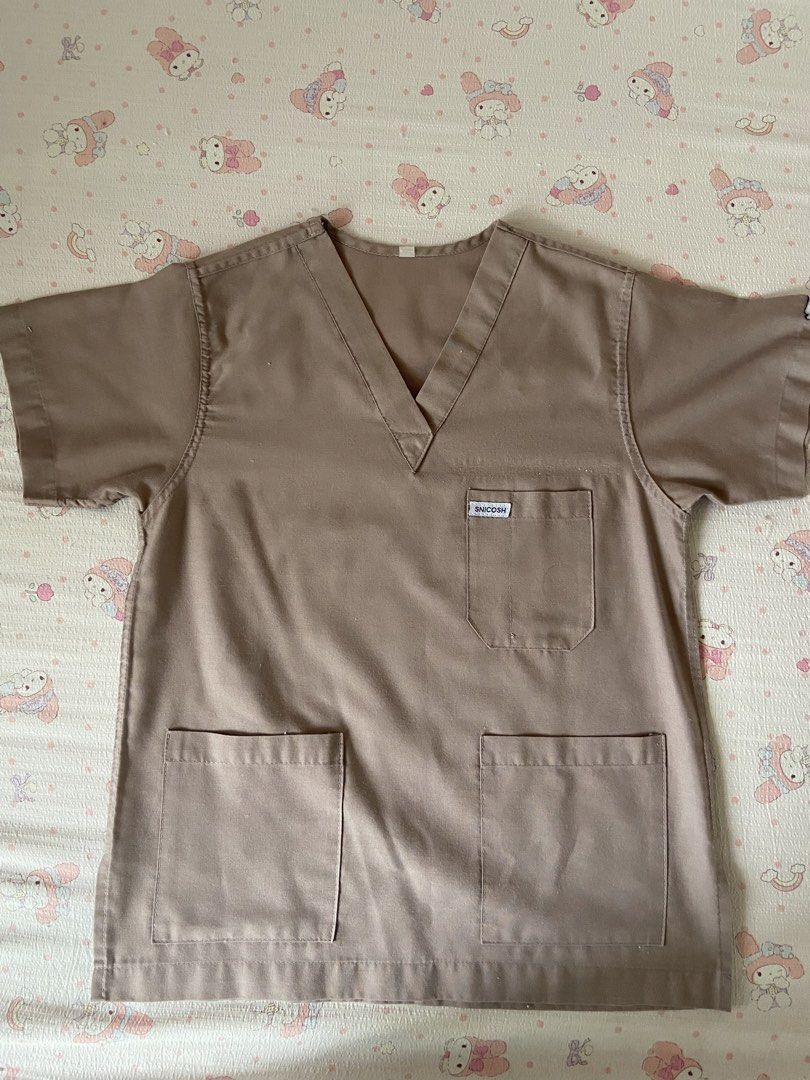 SNICOSH Classic Scrub Top and Pants Set (Category: Sets or Coordinates) located in Malolos. Submitted by eeveefinds (Listing ID 1442423759, Image 2). Description: - FIXED PRICE PHP 500 - Snicosh scrub suit set - Color: Rosewood - Size: XXS - used to have an embroidery of my name but i removed it na - Pants have an elastic waistband - no ww but for reference, i’m a 34B, waist 25in, hips 35 in, height 5’4 - both top & pants fit me well with a bit o