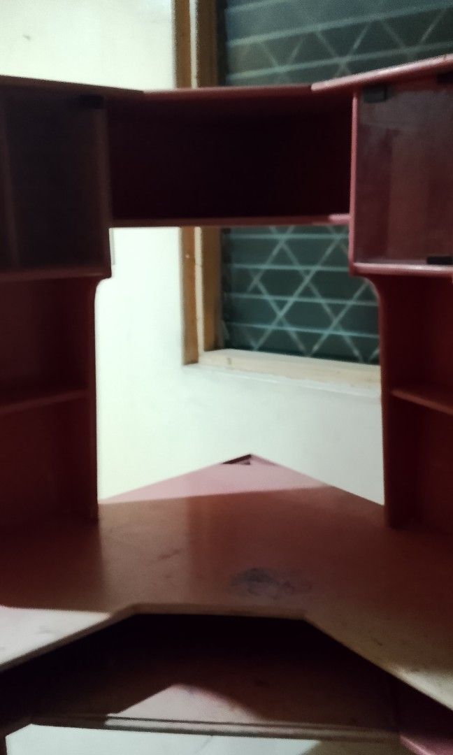 Study table (Category: Other Home Furniture) located in Manila. Submitted by gracejimen21301 (Listing ID 1442363186, Image 3). Description: color pink 35 X 35 inches.