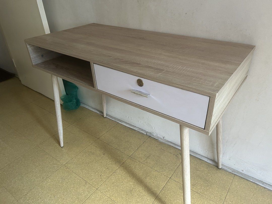 Study Table with Drawer (Category: Tables & Sets) located in Quezon City. Submitted by ameliepoulin (Listing ID 1442390952, Image 3). Description: Pre-loved study table with drawer and lock. Rsf: declutttering..