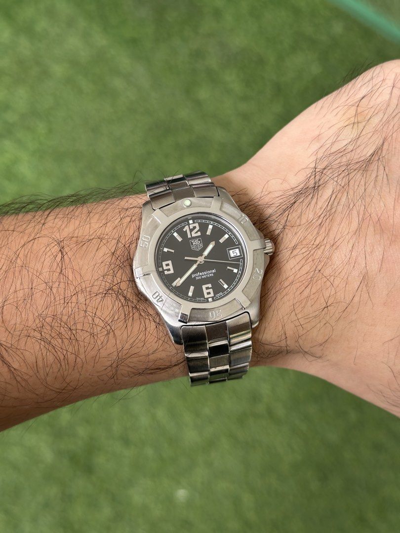 Tag Heuer Professional 2000 "Exclusive" (Category: Luxury Watches) located in Manila. Submitted by kahlilpatricioo (Listing ID 1442424727, Image 2). Description: Tag Heuer Professional 2000 "Exclusive" Ref. WN1110-0 Cal. ETA 955.112 Dimensions: 41mm case size Lug width: 20mm ₱45,500 • All original • 7.5inch wrist size.