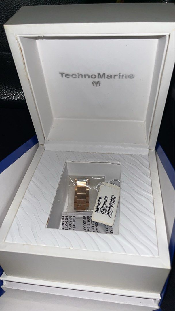 TechnoMarine Watch (Category: Women's Watches) located in Quezon City. Submitted by flacko07 (Listing ID 1442460315, Image 3). Description: - Authentic TechnoMarine Watch - Rose-gold and White Ceramic Design - Comes with Original Box and Packaging - Classic Style, Versatile for Everyday or Special Occasions.