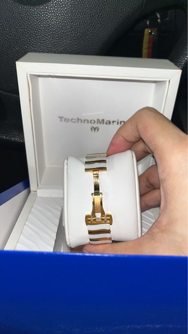 TechnoMarine Watch (Category: Women's Watches) located in Quezon City. Submitted by flacko07 (Listing ID 1442460315, Image 2). Description: - Authentic TechnoMarine Watch - Rose-gold and White Ceramic Design - Comes with Original Box and Packaging - Classic Style, Versatile for Everyday or Special Occasions.