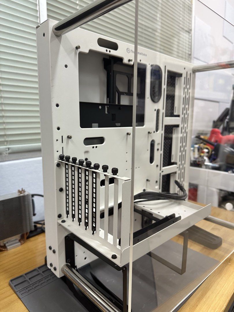 Thermaltake Core P3 atx open case476252111760926722