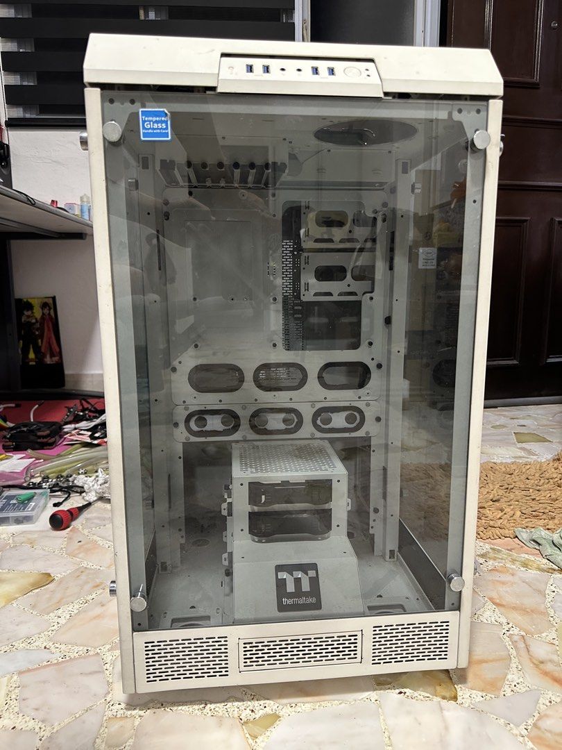 Thermaltake The Tower 900 Snow Edition
