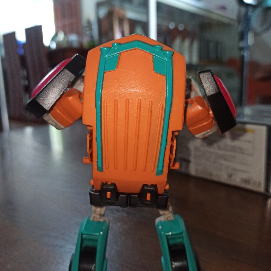 Transformers Animated Fisitron 2011 Botcon Exclusive with manuals (Category: Figurines & Statues) located in Paranaque City. Submitted by di.collector (Listing ID 1442398629, Image 3). Description: Remains one of the hardest-to-find official Animated mold variants in existence. Utilizing the excellent Animated Cybertronian Ratchet mold, this figure features Fisitron’s signature tan, teal, and black color palette, perfectly translating the fan-fav