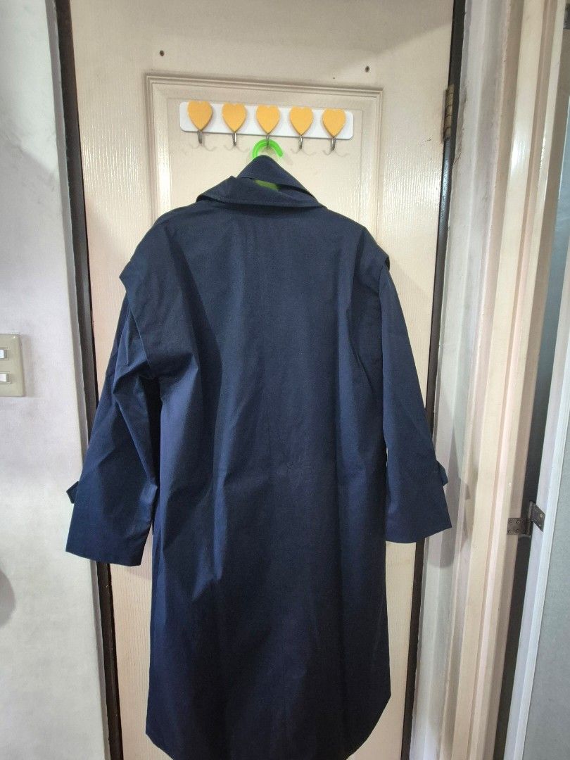 Trench Coat from GU (Category: Coats, Jackets and Outerwear) located in Manila. Submitted by kimfl (Listing ID 1442420336, Image 2). Description: RFS: Decluttering Color: Navy Blue pictures are as it is. thank you! .