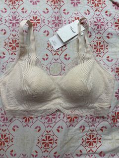 (Category: ) located in . Submitted by bondea (Listing ID 1442357303, Image 1). Description: .