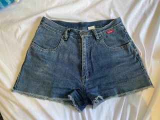 (Category: ) located in . Submitted by helloww8917 (Listing ID 1442445147, Image 1). Description: .