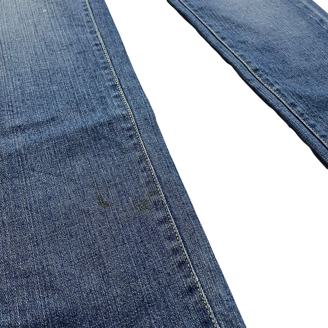 Vintage DSquared2 Distressed Denim Jeans (Category: Jeans) located in Manila. Submitted by own.desire (Listing ID 1442525026, Image 3). Description: Vintage DSquared2 Distressed Denim Jeans Size on tag: 46 *Size on tape Waist: 31” Inseam: 31” Leg Opening: 7” Front Rise: 10” Thigh: 10” Knee: 8” Condition: needs wash, stains Price: $99 / ₱6,100.