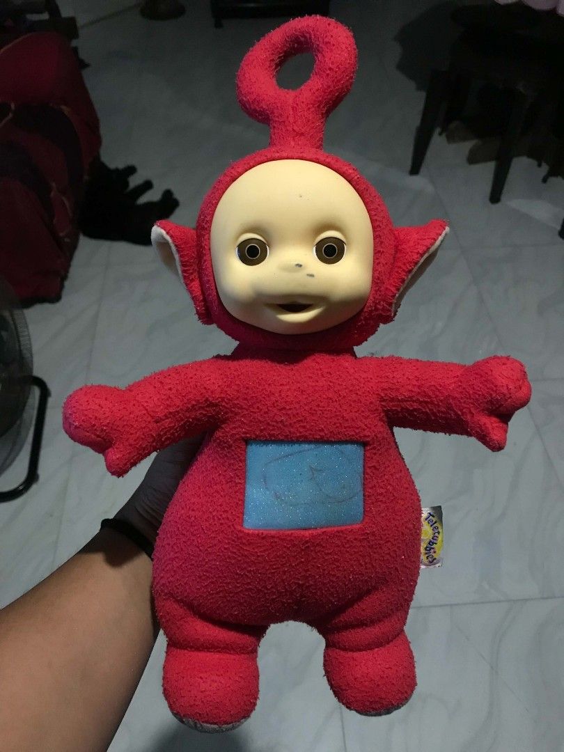 Vintage Teletubbies Po 1998 (Category: Vintage Collectibles) located in Allen. Submitted by echute (Listing ID 1442465837, Image 1). Description: - Hasbro brand but faded isa nyang etiketa sa likod kaya di na kita - May pen marks sa part ng nose pati sa belly. kayo na po bahala baka matanggal nyo pa Dm if interested 📥.