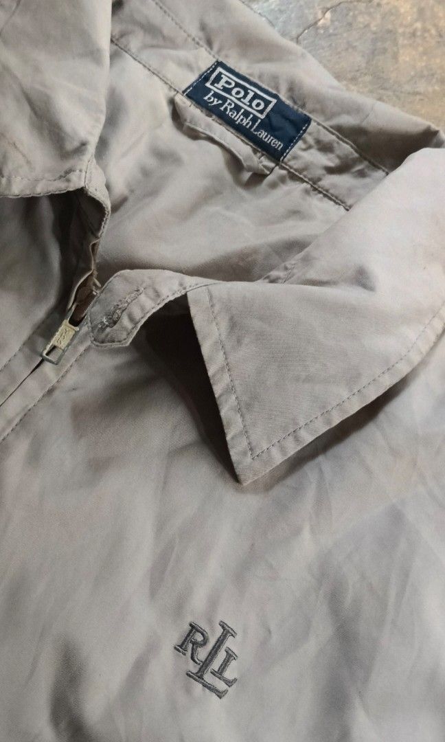 Vintage windbreaker Ralph Lauren (Category: Coats, Jackets and Outerwear) located in Ajuy. Submitted by aljohndalumpines88 (Listing ID 1442370884, Image 2). Description: vintage windbreaker Ralph Lauren no wash tag vislon zipper.