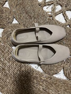 (Category: ) located in . Submitted by ikan236 (Listing ID 1442346181, Image 1). Description: .