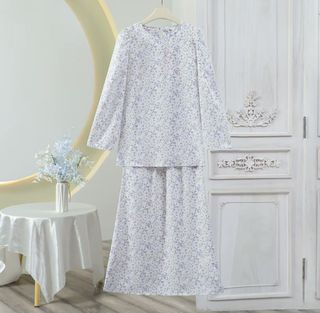 (Category: ) located in . Submitted by eunseoseo (Listing ID 1442521439, Image 1). Description: .