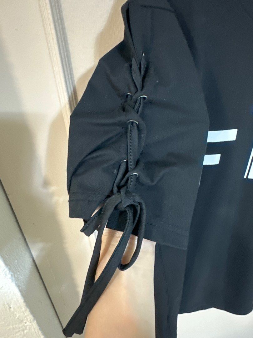 Women top small blouse black (Category: Blouses) located in Quezon City. Submitted by queerlady (Listing ID 1442528467, Image 2). Description: Like new No issue Location: Novaliches.