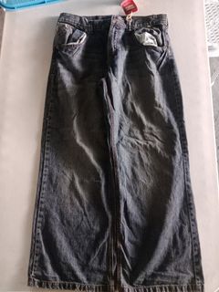 (Category: ) located in . Submitted by thrift.vincent (Listing ID 1442386317, Image 1). Description: .