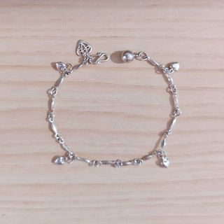 (Category: ) located in . Submitted by whimsicalfinds (Listing ID 1442559180, Image 1). Description: .