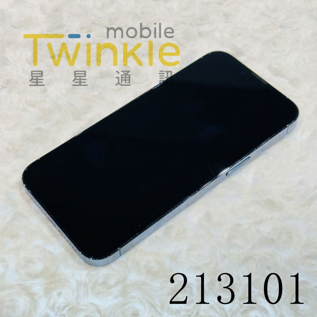 由 twinkletainan (刊登 ID 1442607597，圖片 2) 提交，位於 台南市 (Tainan) 的 ✨(星星通訊)二手 單手機 機況漂亮~Apple iPhone 13 Pro 128G 天峰藍 9成2新，實體門市最安心♥ (類別：iPhone 13 系列)，說明：✨ 請勿直接下標！門市手機流動快！下標前請先聊聊或與服務人員聯繫確認有無現貨✨ ✨ 門市有各種漂亮機型，歡迎親臨門市逛逛✨ ✨ 電話及住址請參閱關於我✨ ✨ 本賣場手機來源絕對正常，不賣贓機故障機✨ ✨ 本賣場手機皆親自收購，嚴格檢查，並非大量購入同行二手機來轉賣✨ ✨ 本賣場店保不包含損耗品，比如電池及隨附配件✨ 『Model』 ：Apple iPhone 13 Pro 『Storage Capacity』 ：128GB 『Color』 ：Tianfeng Blue 『Accessories』 ： 『Warranty Condition』 ：Over Warranty 『Product Appearan