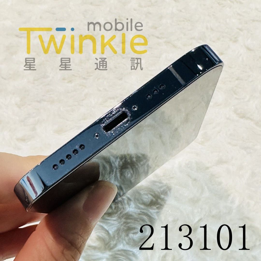 由 twinkletainan (刊登 ID 1442607597，圖片 3) 提交，位於 台南市 (Tainan) 的 ✨(星星通訊)二手 單手機 機況漂亮~Apple iPhone 13 Pro 128G 天峰藍 9成2新，實體門市最安心♥ (類別：iPhone 13 系列)，說明：✨ 請勿直接下標！門市手機流動快！下標前請先聊聊或與服務人員聯繫確認有無現貨✨ ✨ 門市有各種漂亮機型，歡迎親臨門市逛逛✨ ✨ 電話及住址請參閱關於我✨ ✨ 本賣場手機來源絕對正常，不賣贓機故障機✨ ✨ 本賣場手機皆親自收購，嚴格檢查，並非大量購入同行二手機來轉賣✨ ✨ 本賣場店保不包含損耗品，比如電池及隨附配件✨ 『Model』 ：Apple iPhone 13 Pro 『Storage Capacity』 ：128GB 『Color』 ：Tianfeng Blue 『Accessories』 ： 『Warranty Condition』 ：Over Warranty 『Product Appearan