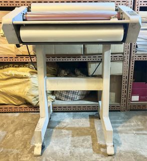 Roll-fed Large Format Laminator485959748404520960