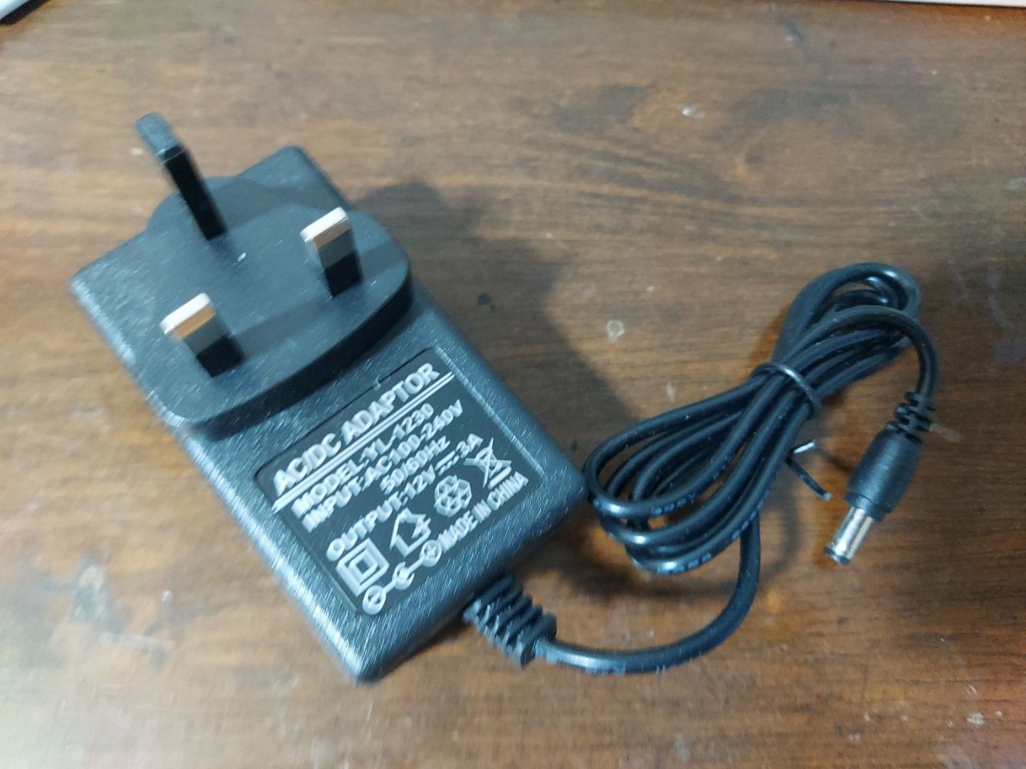 AC/DC Power Adapter YL-1230 12V 3A