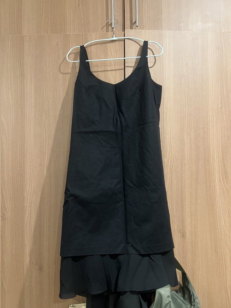 Acne black dress (Category: Dresses) located in Manila. Submitted by michllov (Listing ID 1442728402, Image 1). Description: .