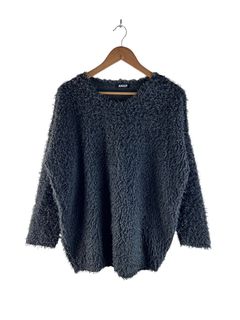 (Category: ) located in . Submitted by aisywardrobe90 (Listing ID 1442561797, Image 1). Description: .