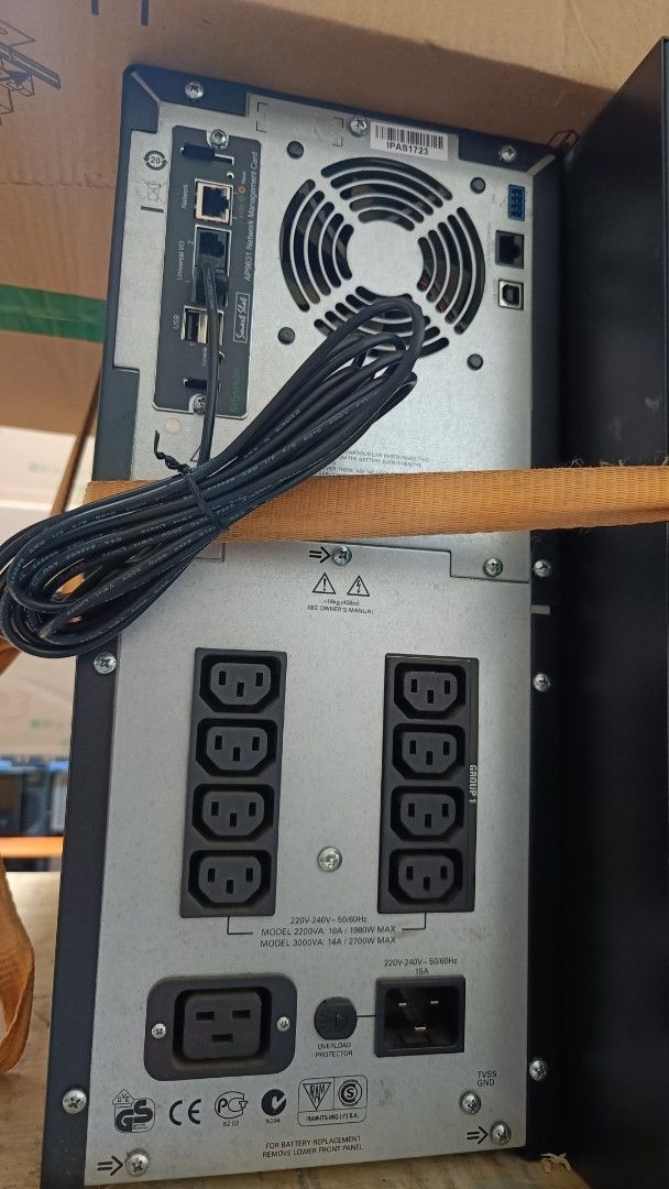 APC Smart-UPS SMT2200iVA476386930051010561