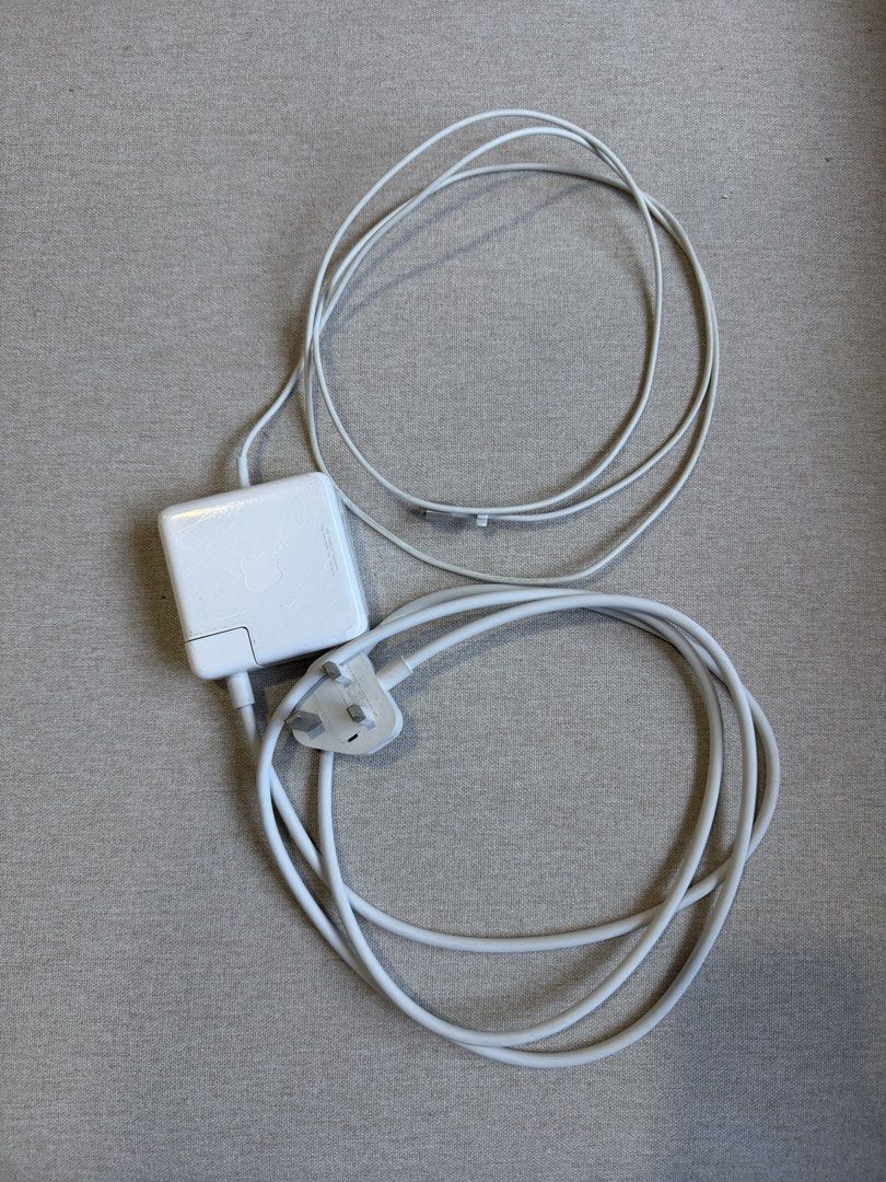 Apple 85W MagSafe 2 Power Adapter