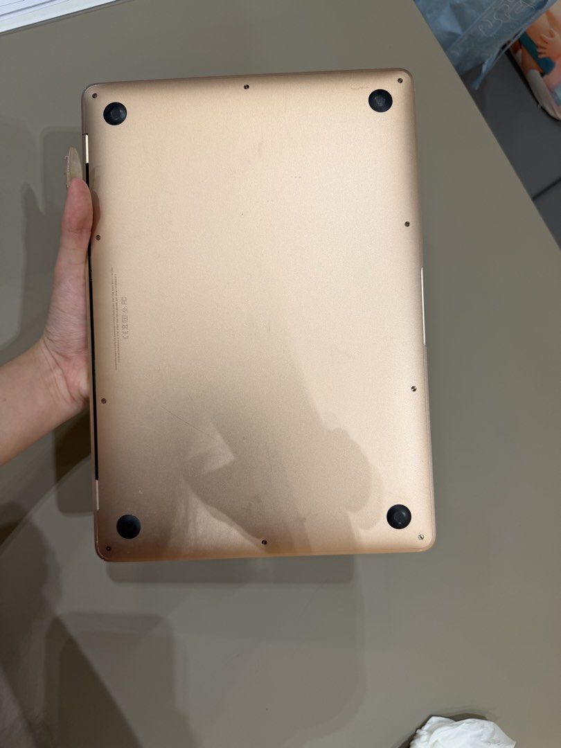 Apple MacBook Air 13inch Retina 2018476480552221419522
