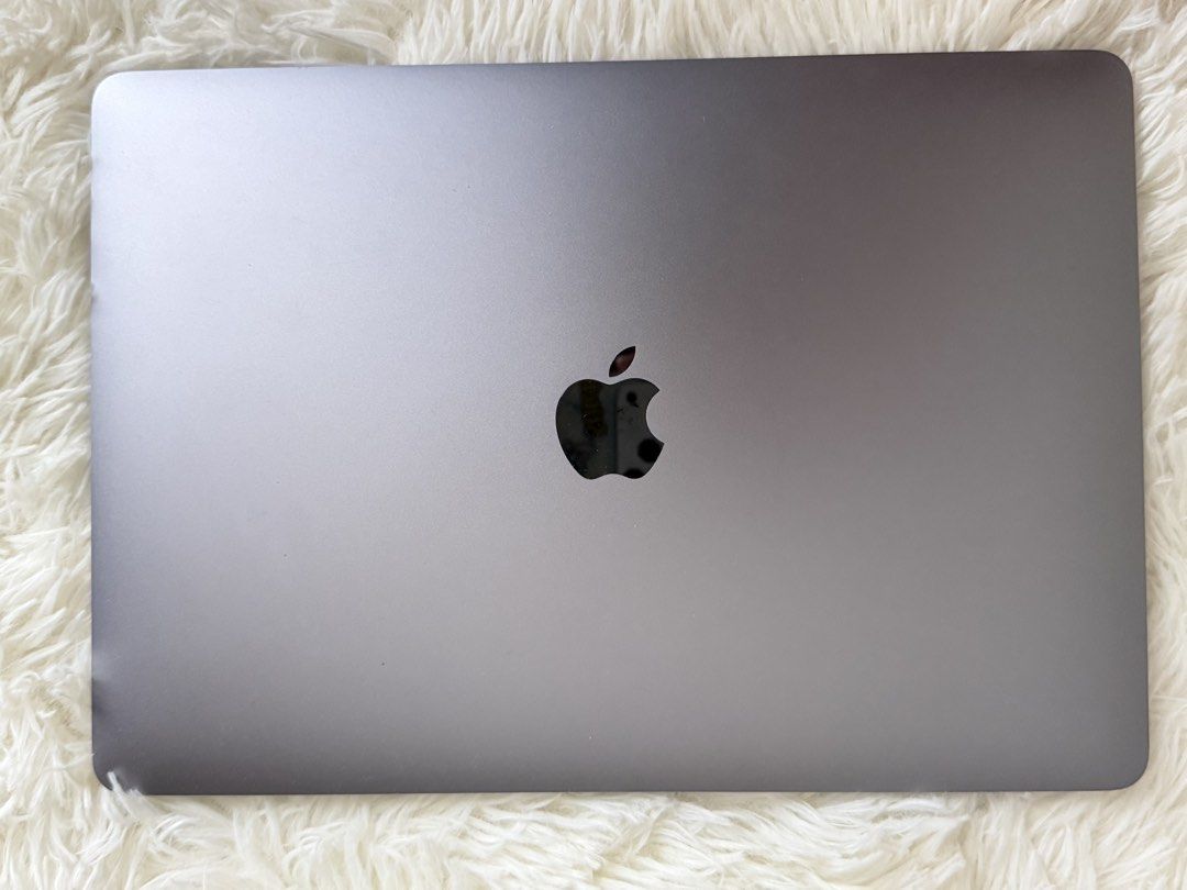 Apple MacBook Air M1 Chip476601511409111043