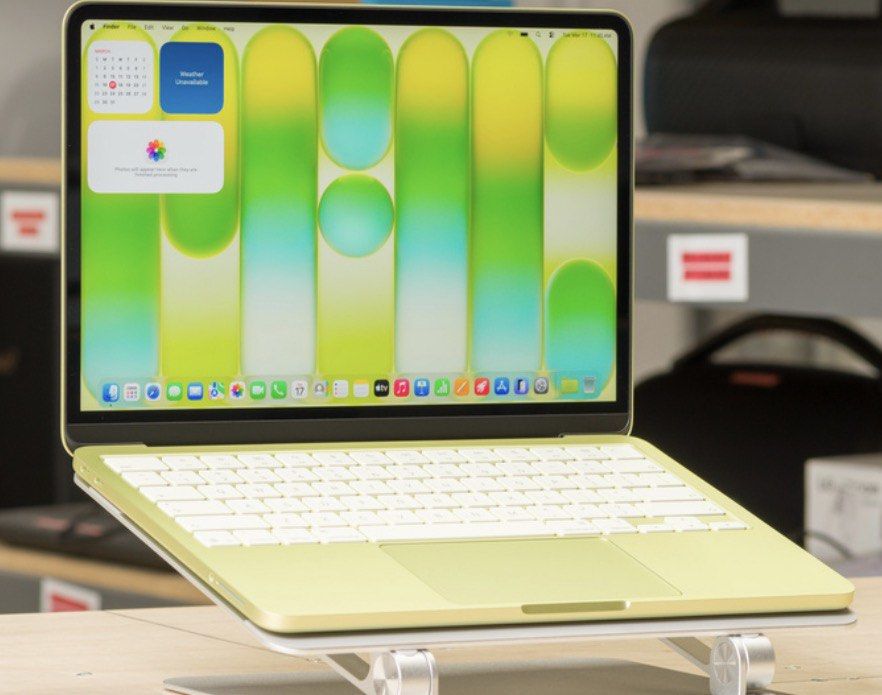 Apple MacBook Neo yellow476724536301342720